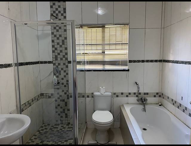 3 BEDROOM HOUSE FOR SALE IN BRACKENDOWNS